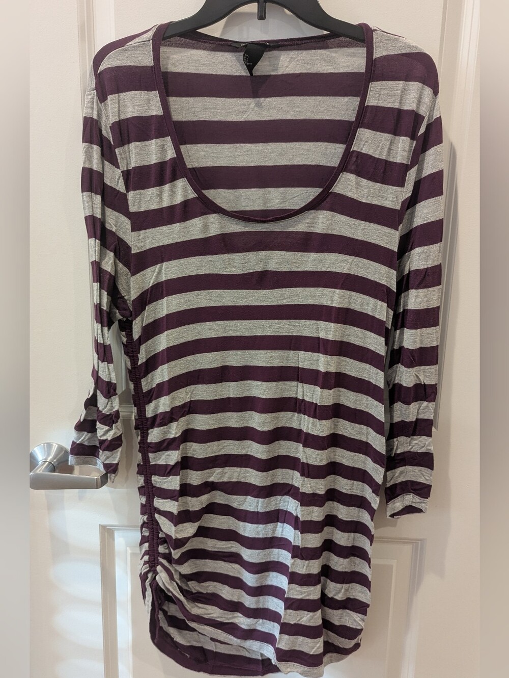 H+M Mama Striped Maternity Top (L)